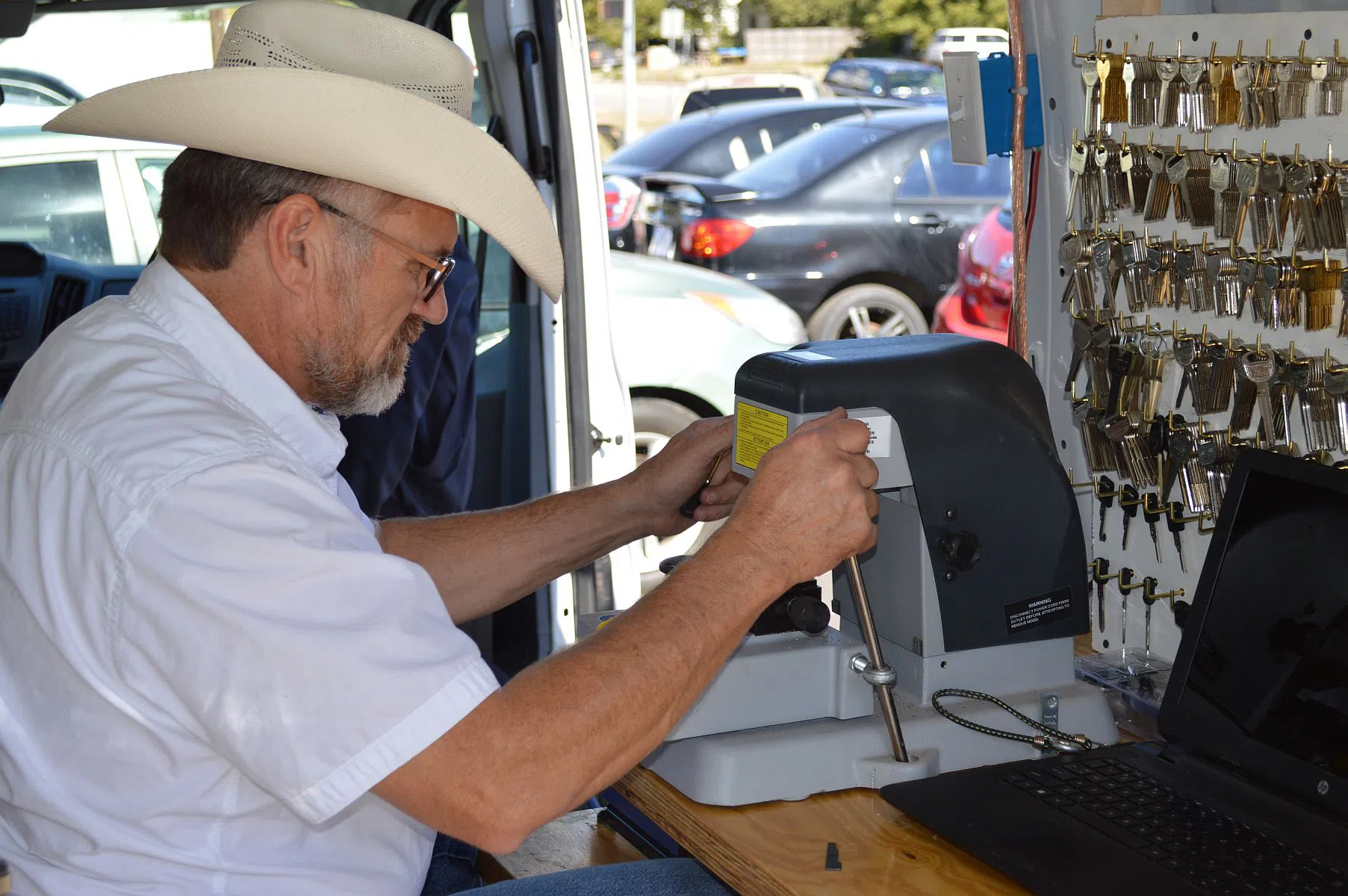 San Fernando Lock & Locksmith San Fernando, CA 818-736-0440 San Fernando Lock & Locksmith San Fernando, CA 818-736-0440